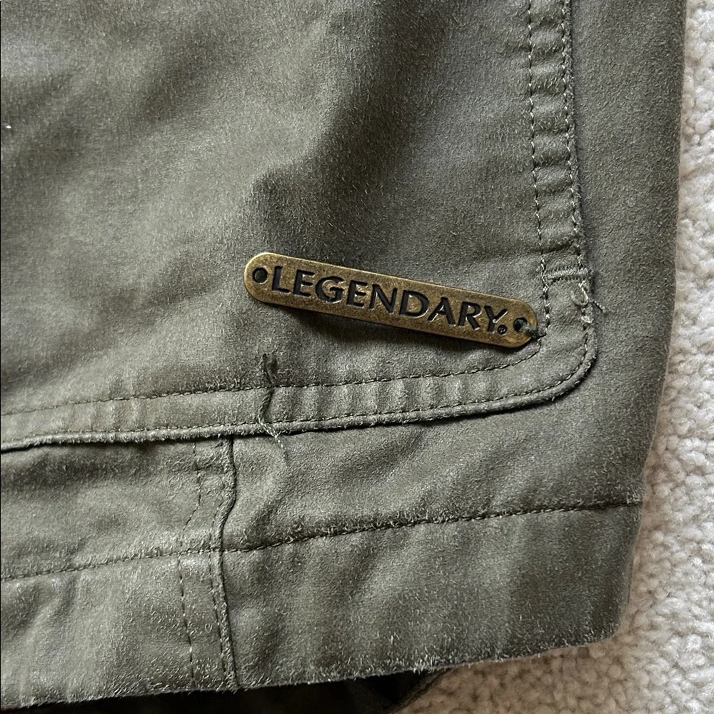 Vintage Women’s Legendary Whitetails Utility Jacket in Olive and Tan - Picture 13 of 13